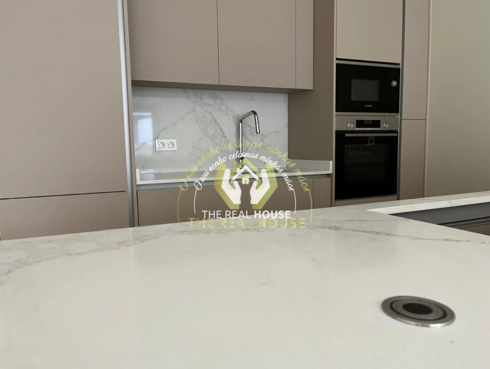 Apartamento T2 para Venda em São Martinho Foto 14