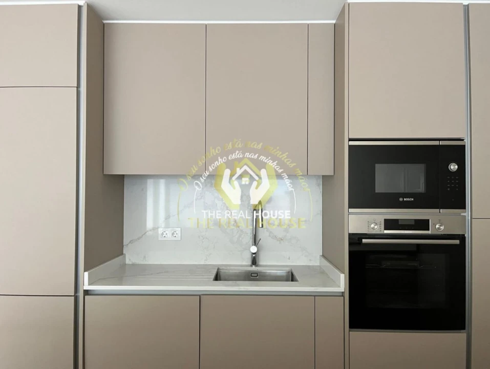 Apartamento T2 para Venda em São Martinho Foto 5