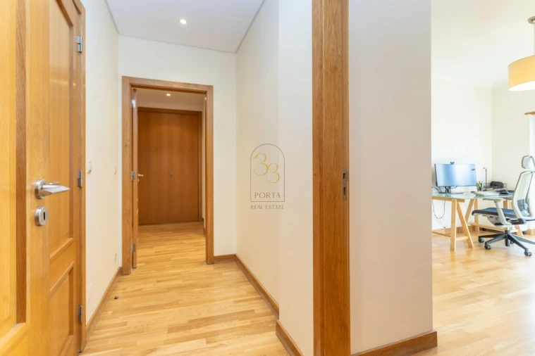 Apartamento T2 para Venda em São Vicente Foto 13