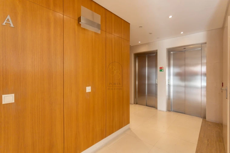 Apartamento T2 para Venda em São Vicente Foto 34