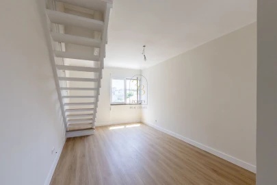 Apartamento T3 para Venda em Alvalade