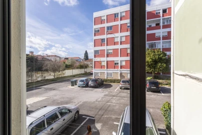 Apartamento T3 para Venda em Alvalade