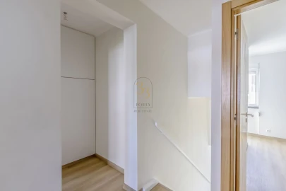 Apartamento T3 para Venda em Alvalade