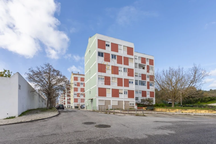 Apartamento T3 para Venda em Alvalade Foto 31