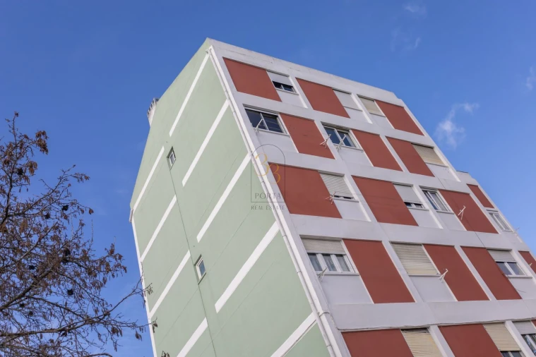 Apartamento T3 para Venda em Alvalade Foto 32