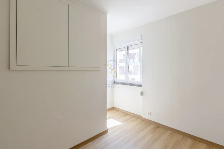 Apartamento T3 para Venda em Alvalade Foto 27