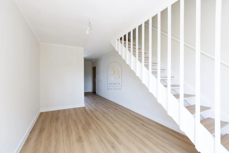 Apartamento T3 para Venda em Alvalade Foto 9