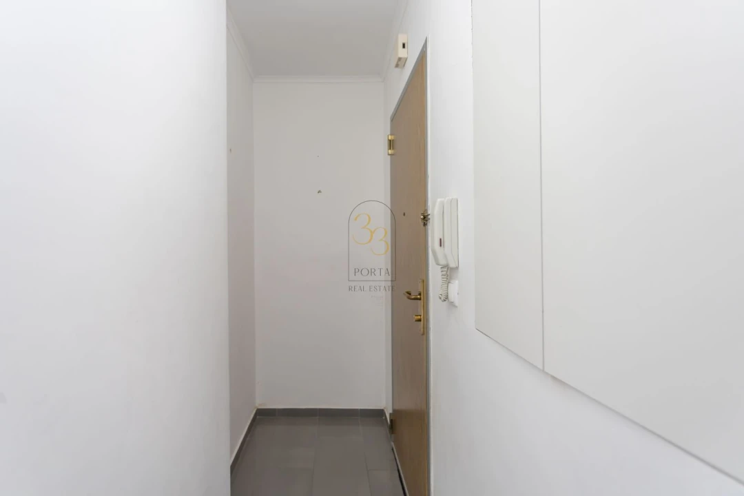 Apartamento T3 para Venda em Alvalade Foto 10
