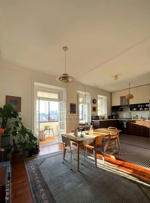 Apartamento T3 para Venda em Arroios