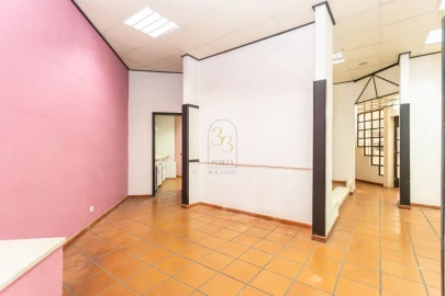 Loja para Venda em Oeiras e São Julião da Barra, Paço de Arcos e Caxias