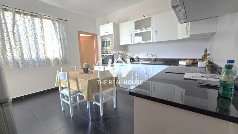 Moradia T3 para Venda em Imaculado Coração de Maria