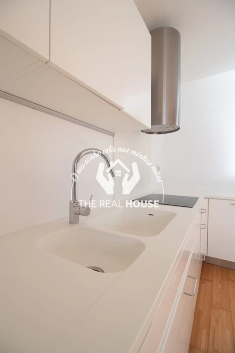 Moradia T3 para Venda em São Martinho