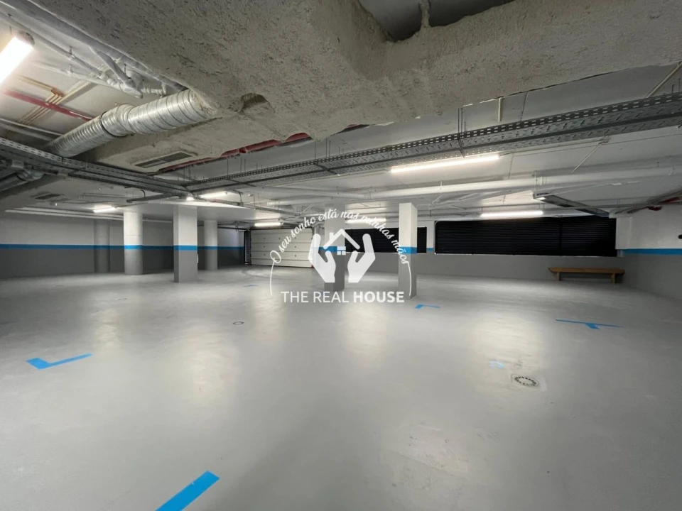 Apartamento T2 para Venda em São Martinho Foto 16