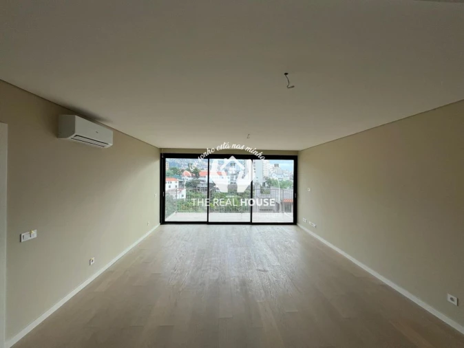 Apartamento T3 para Venda em São Martinho Foto 4