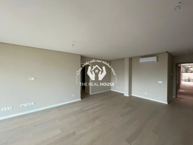 Apartamento T2 para Venda em São Martinho Foto 7
