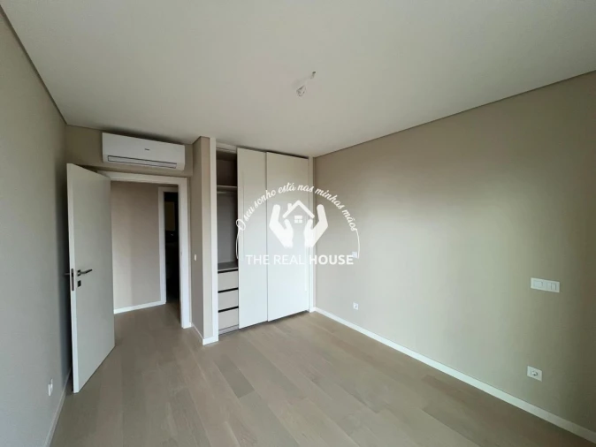 Apartamento T2 para Venda em São Martinho Foto 16