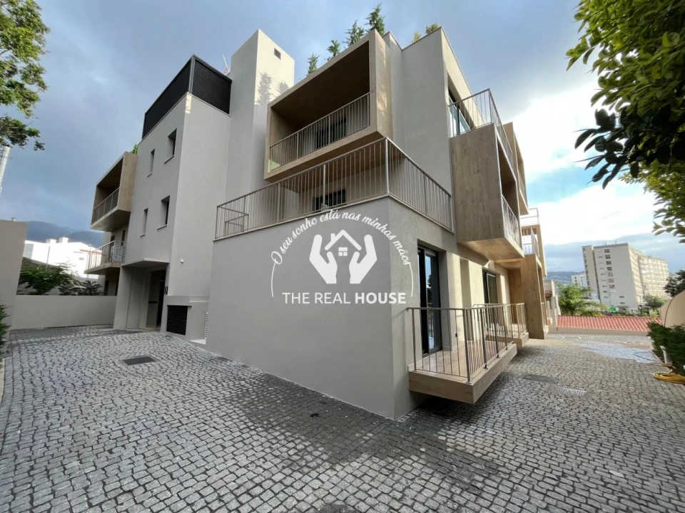 Apartamento T2 para Venda em São Martinho Foto 4