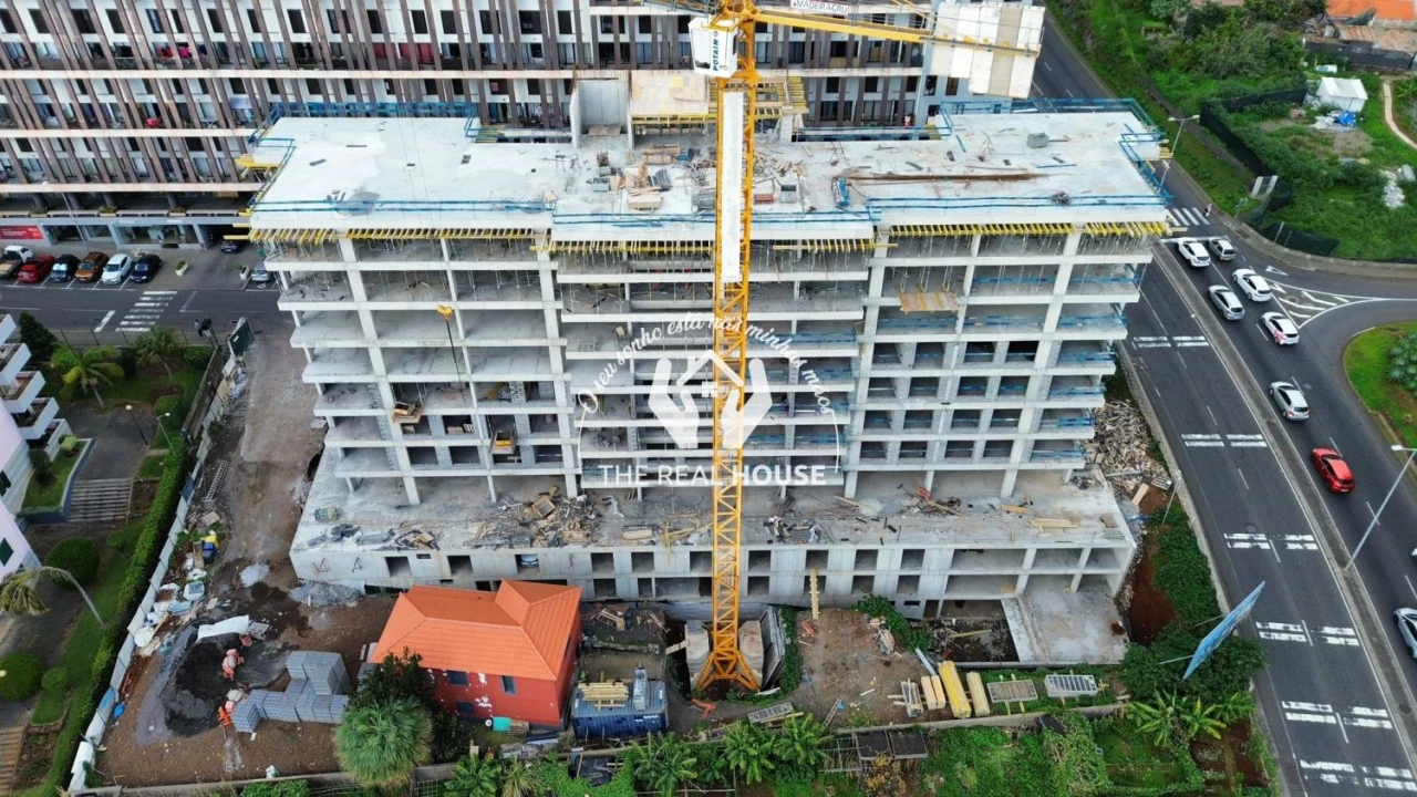 Apartamento T2 para Venda em São Martinho Foto 1