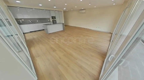 Apartamento T2 para Venda em Odivelas