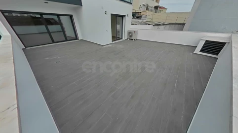 Apartamento T2 para Venda em Odivelas