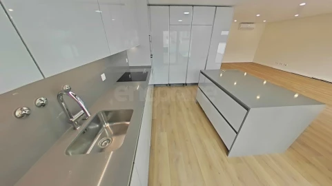 Apartamento T2 para Venda em Odivelas