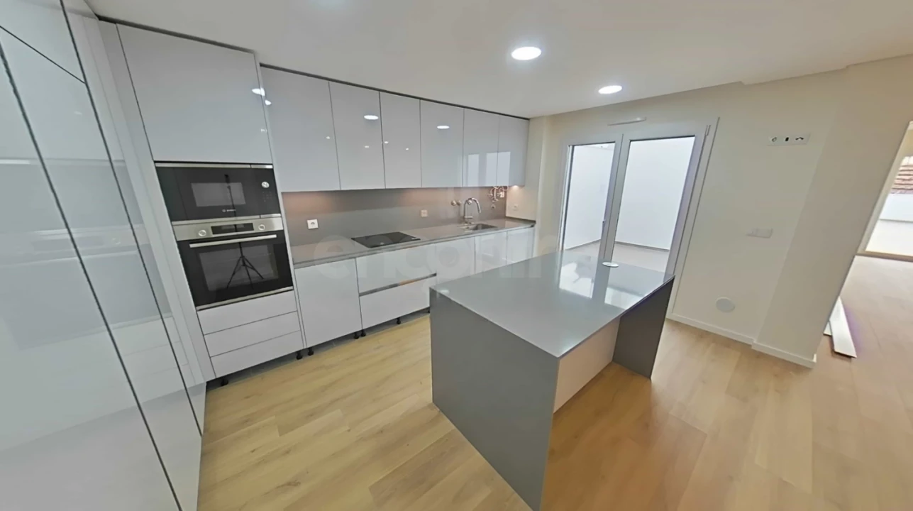 Apartamento T2 para Venda em Odivelas Foto 7