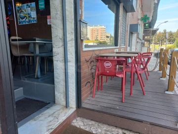 Loja para Trespasse em Rio de Mouro