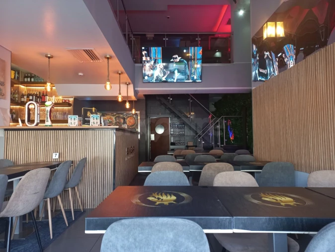 Loja para Trespasse em Rio de Mouro Foto 5