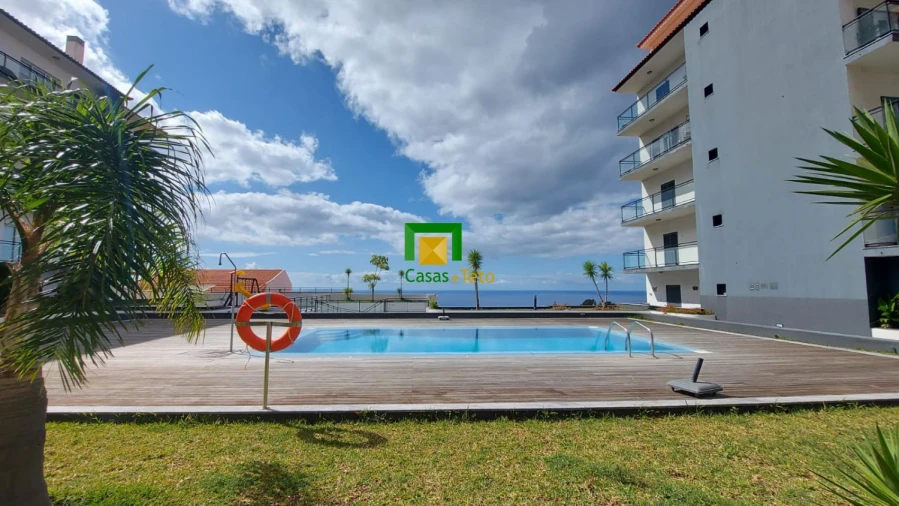 Apartamento T0 para Venda em Caniço Foto 5
