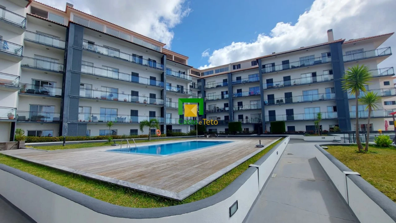 Apartamento T0 para Venda em Caniço Foto 1