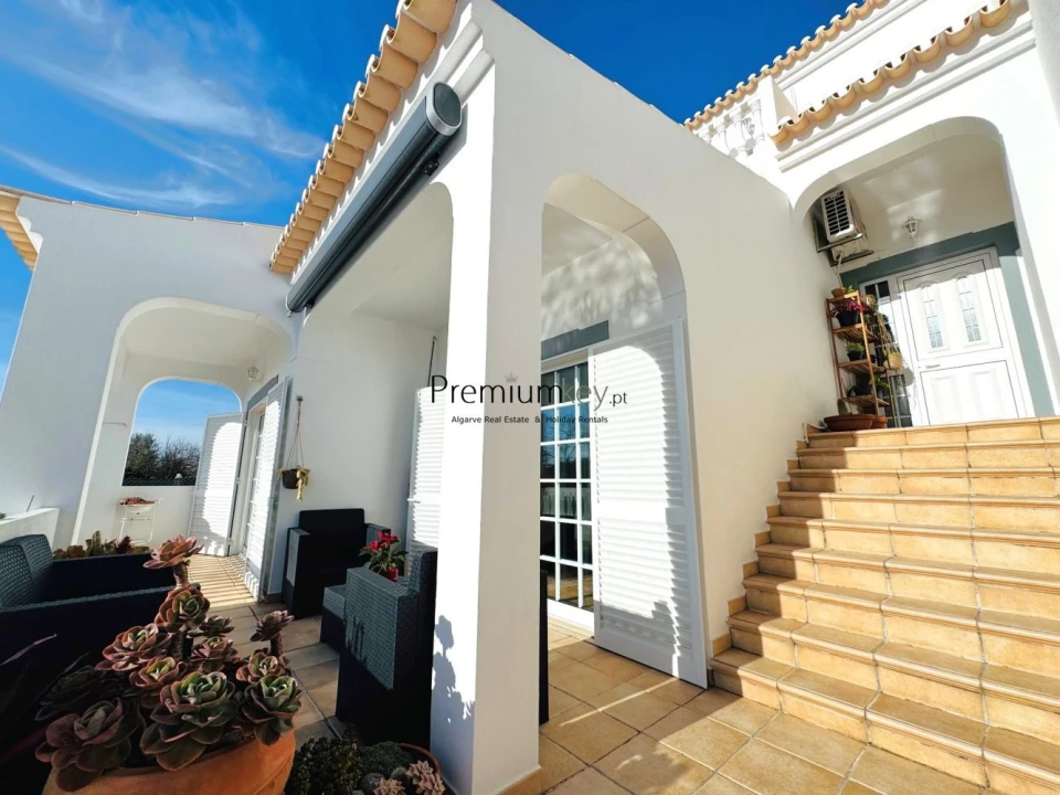 Moradia T4 para Venda em Albufeira e Olhos de Água Foto 36