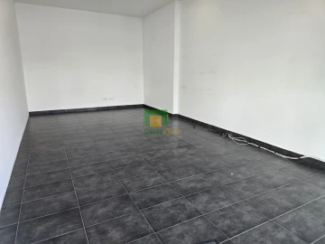 Loja para Arrendamento em Camara de Lobos