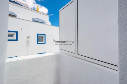 Moradia T2 para Venda em Albufeira e Olhos de Água