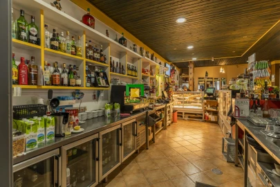 Loja para Venda em Curral das Freiras