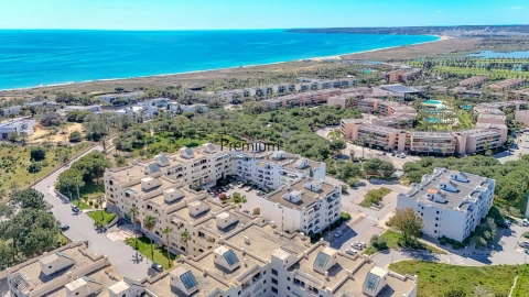 Apartamento T1 para Venda em Guia