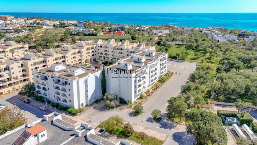 Apartamento T1 para Venda em Guia Foto 38