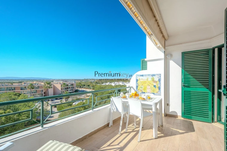 Apartamento T1 para Venda em Guia Foto 3