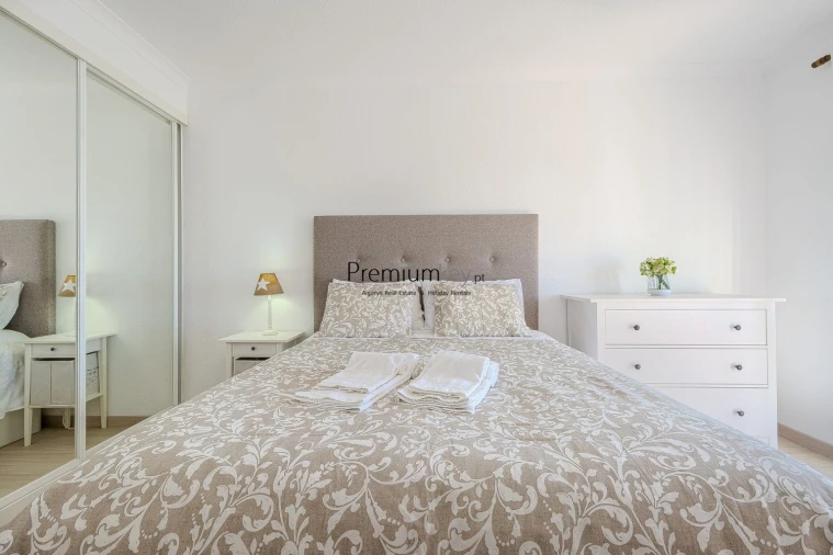 Apartamento T1 para Venda em Guia Foto 22