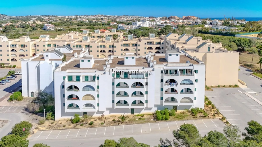 Apartamento T1 para Venda em Guia Foto 37