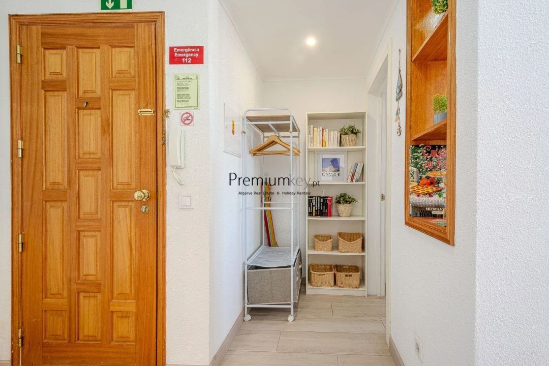 Apartamento T1 para Venda em Guia Foto 30
