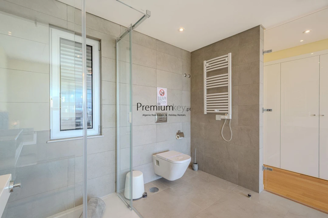 Moradia T3 para Venda em Albufeira e Olhos de Água Foto 39