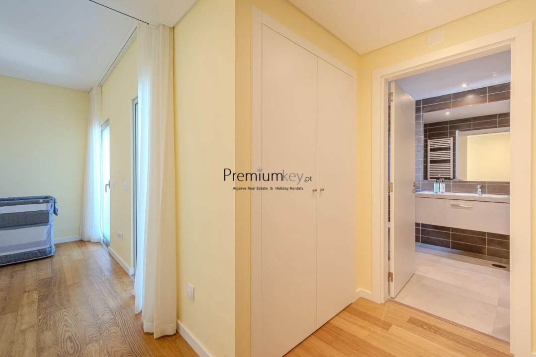 Moradia T3 para Venda em Albufeira e Olhos de Água Foto 28