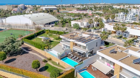 Moradia T3 para Venda em Albufeira e Olhos de Água