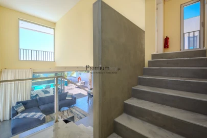 Moradia T3 para Venda em Albufeira e Olhos de Água