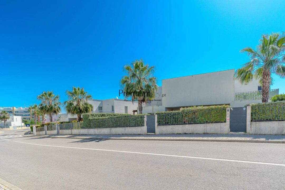 Moradia T3 para Venda em Albufeira e Olhos de Água Foto 47