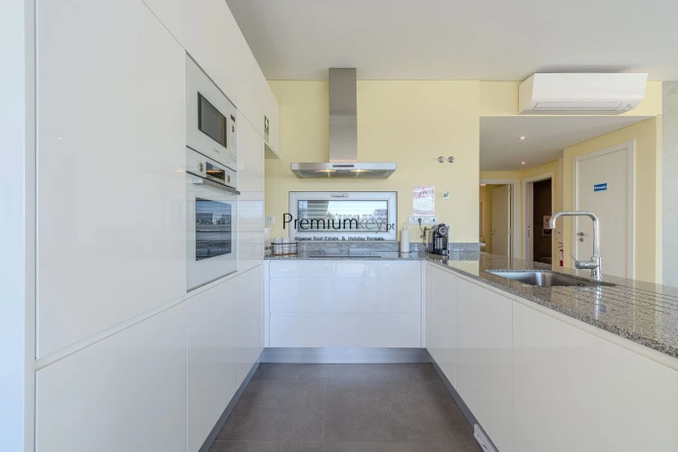 Moradia T3 para Venda em Albufeira e Olhos de Água Foto 16