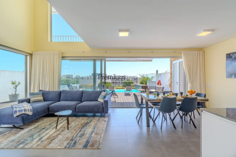 Moradia T3 para Venda em Albufeira e Olhos de Água Foto 10