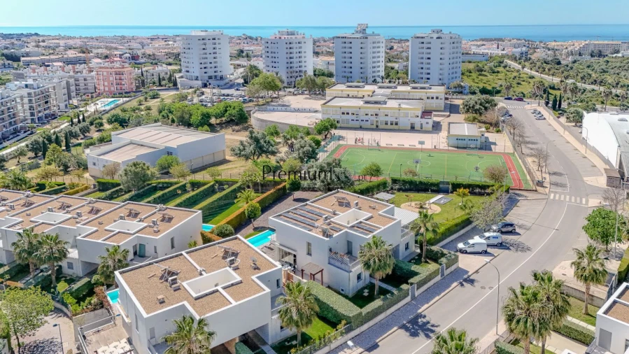 Moradia T3 para Venda em Albufeira e Olhos de Água Foto 53