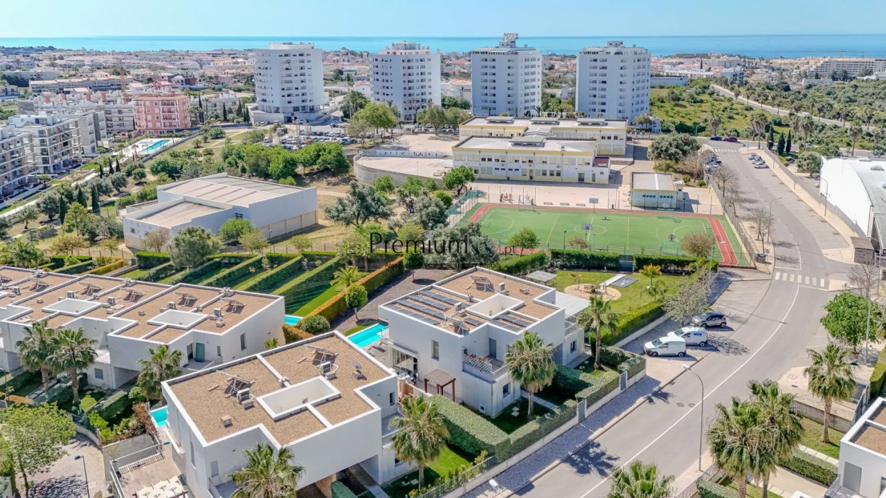 Moradia T3 para Venda em Albufeira e Olhos de Água Foto 53