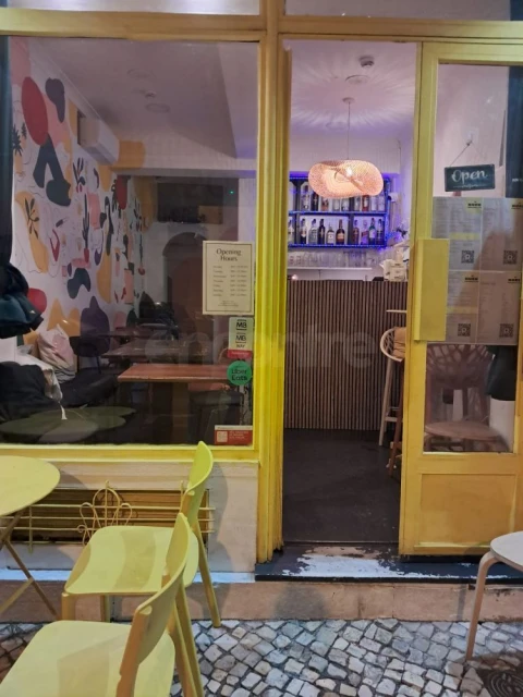 Loja para Trespasse em Campo de Ourique